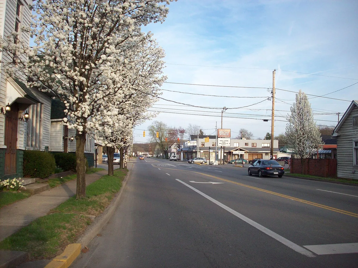 US Route 60 through Ceredo, West Virginia